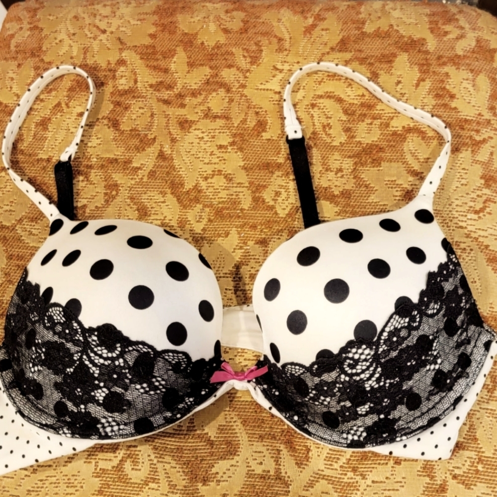 Victoria's Secret Very Sexy Polka Dot Push Up Bra 36B